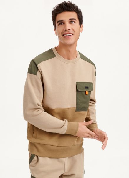 Olive Men Dkny Colorblock Crew With Cargo Pocket Sweaters & Sweatshirts